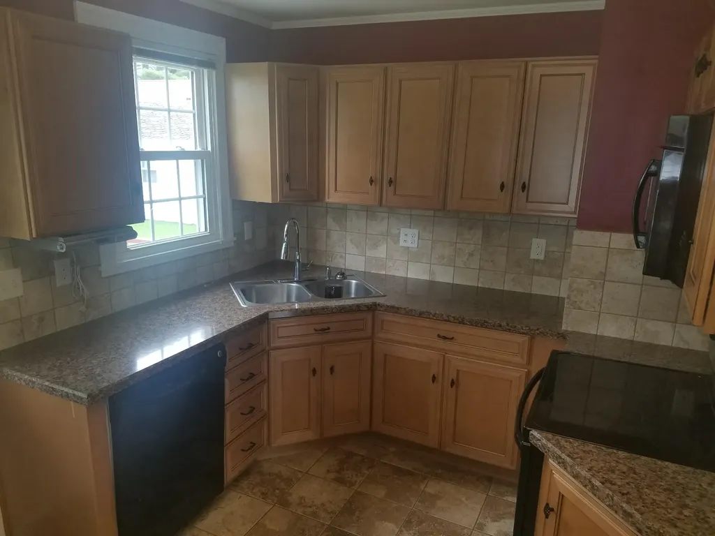 92 Crestmont Road Bangor ME 04401