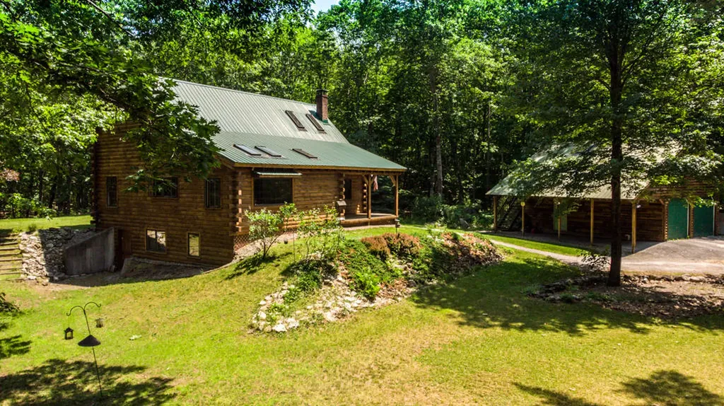 36 Bishop Road Poland ME 04274