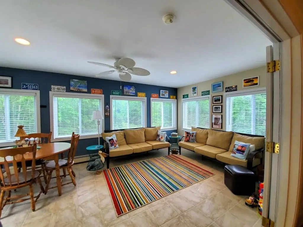 64 Libbey Lane Glenburn ME 04401