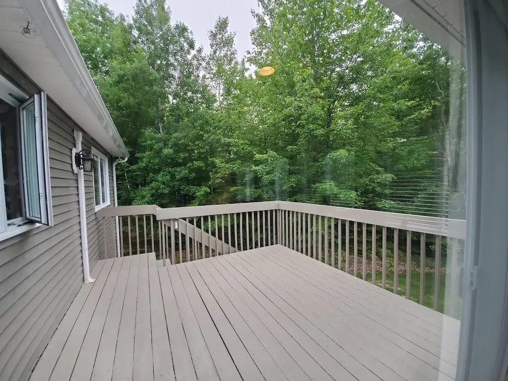 64 Libbey Lane Glenburn ME 04401