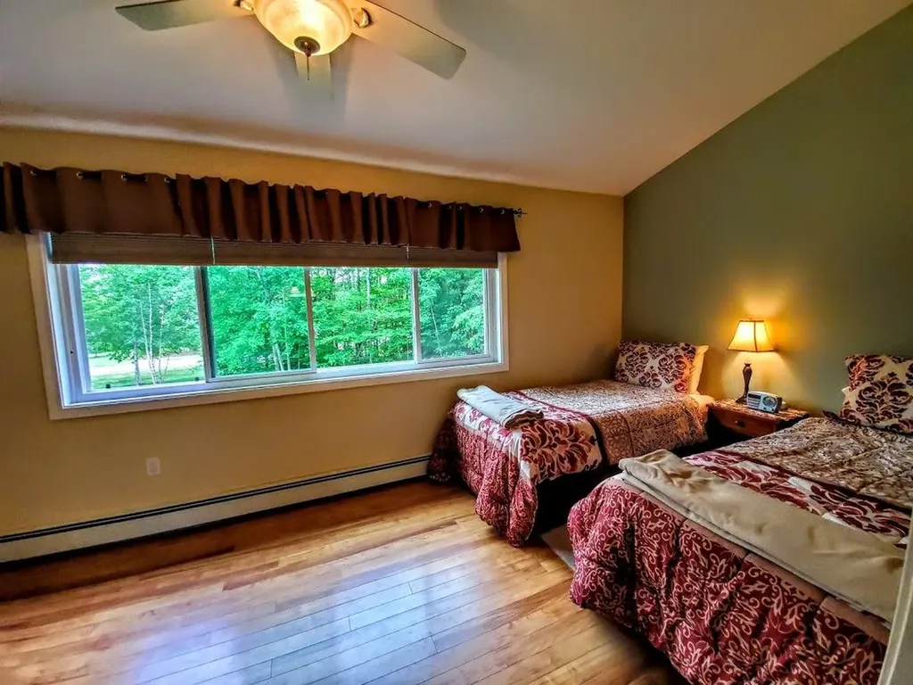 64 Libbey Lane Glenburn ME 04401