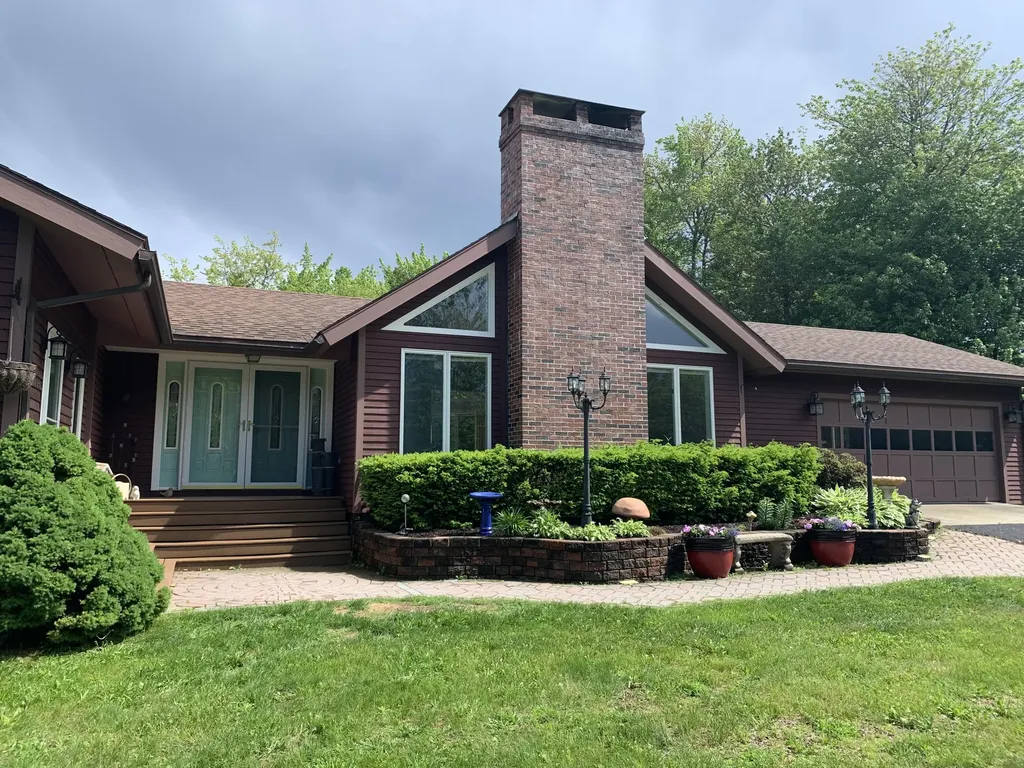1602 Bayside Road Trenton ME 04605