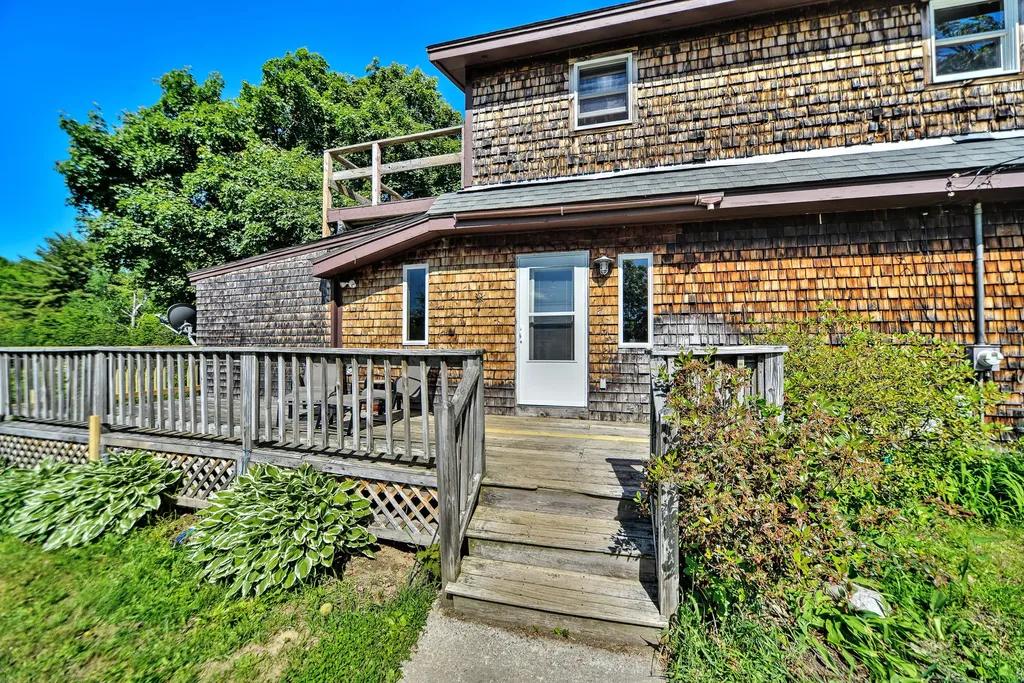 314 Merrow Road Auburn ME 04210