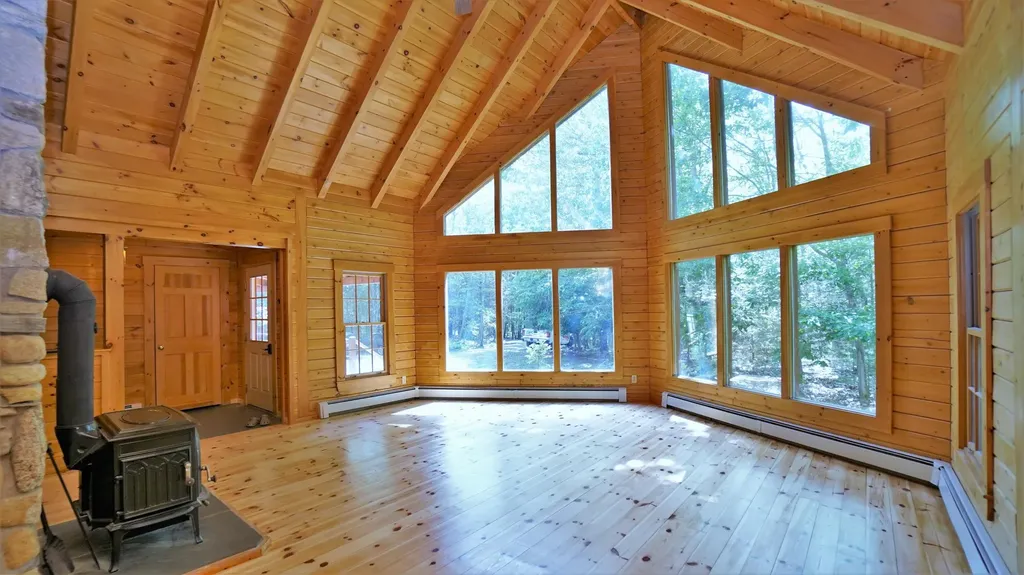 19 Chester Lane Georgetown ME 04548