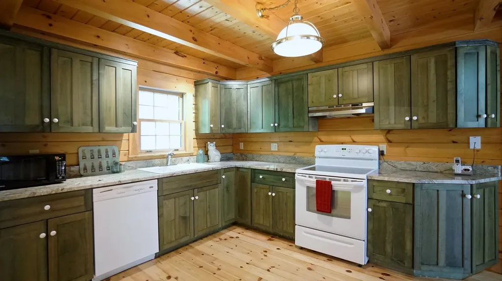 19 Chester Lane Georgetown ME 04548