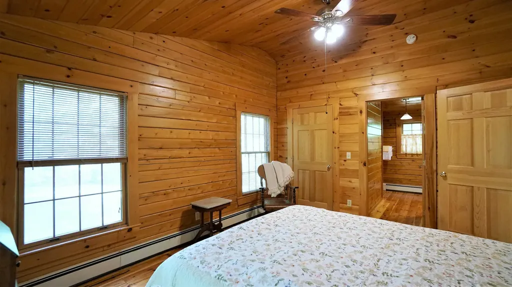 19 Chester Lane Georgetown ME 04548