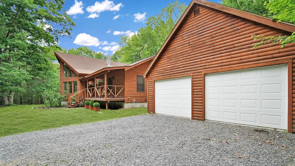 19 Chester Lane Georgetown ME 04548