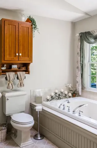57 West Chops Point Road Bath ME 04530