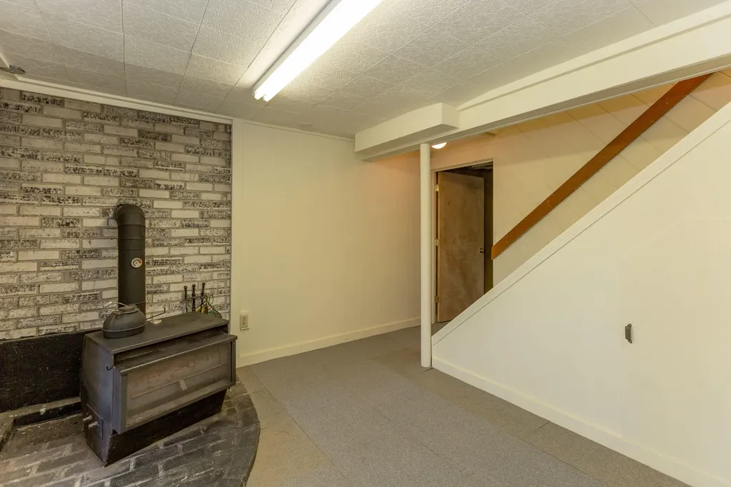37 Stoney Creek Drive Woolwich ME 04579