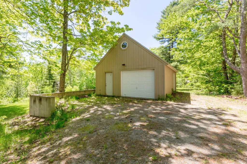 37 Stoney Creek Drive Woolwich ME 04579