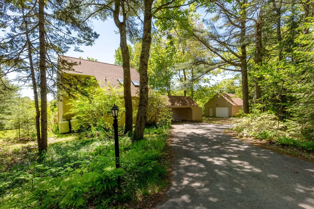 37 Stoney Creek Drive Woolwich ME 04579