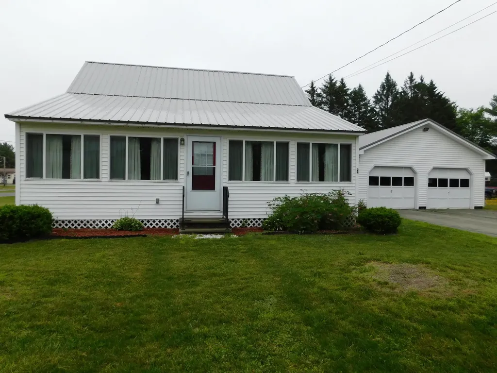 24 Dr Mann Road Skowhegan ME 04976
