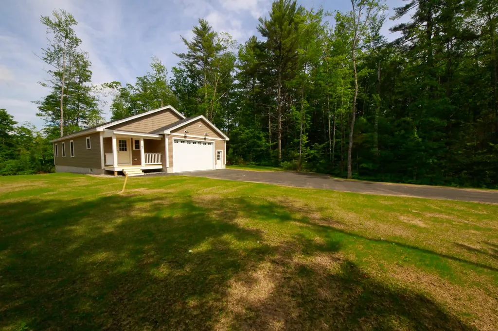 46 Plantation Way Acton ME 04001