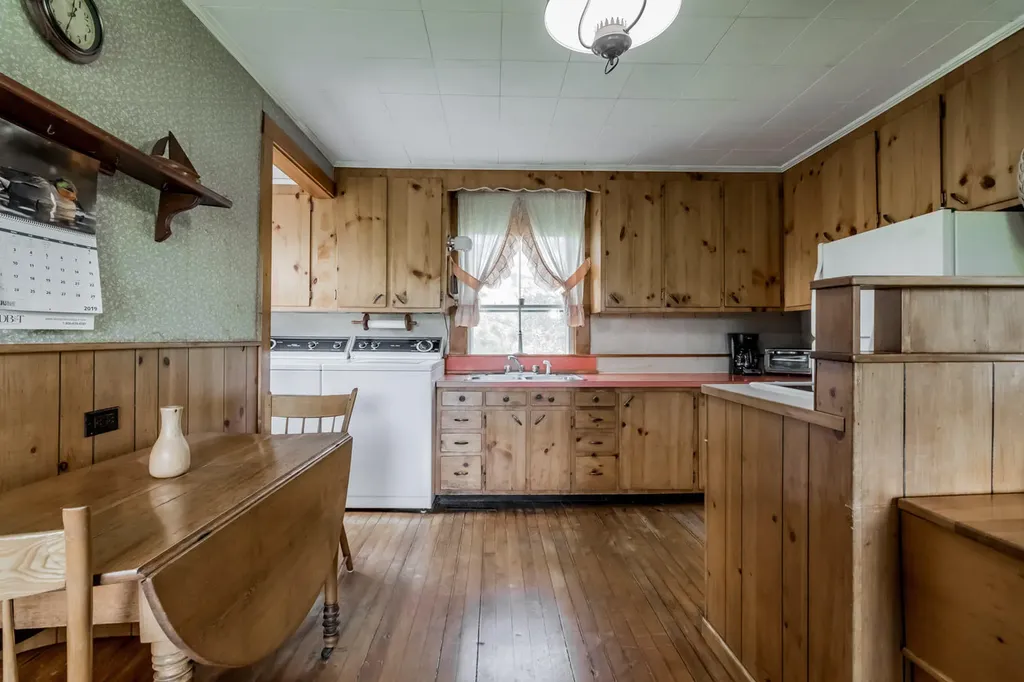 285 Camden Road Appleton ME 04862