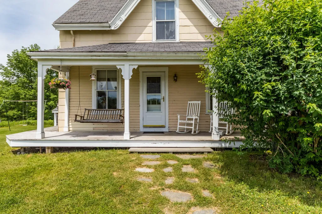285 Camden Road Appleton ME 04862