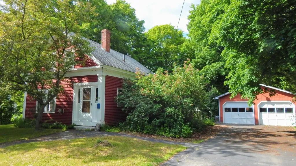 6 High Street Milo ME 04463