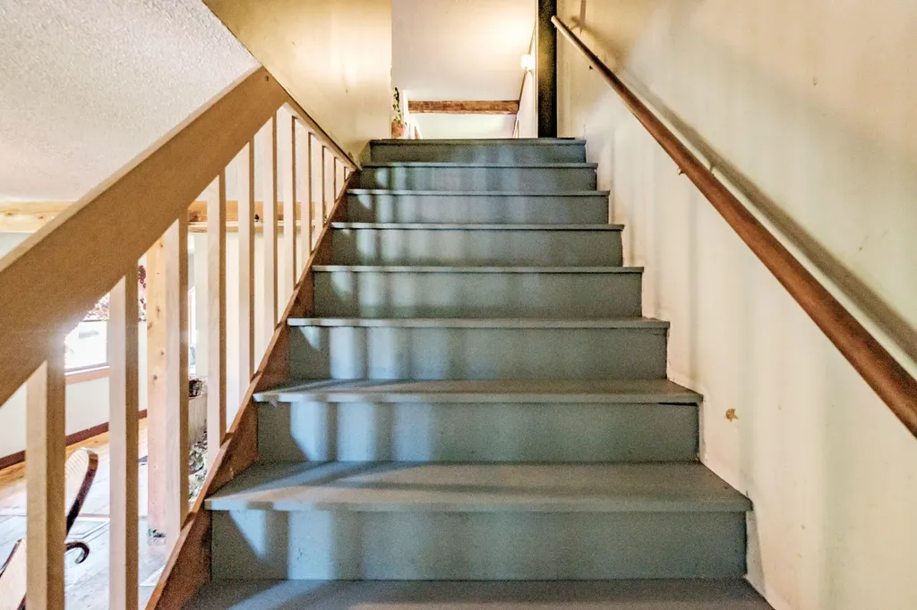 179 Mayall Road Gray ME 04039