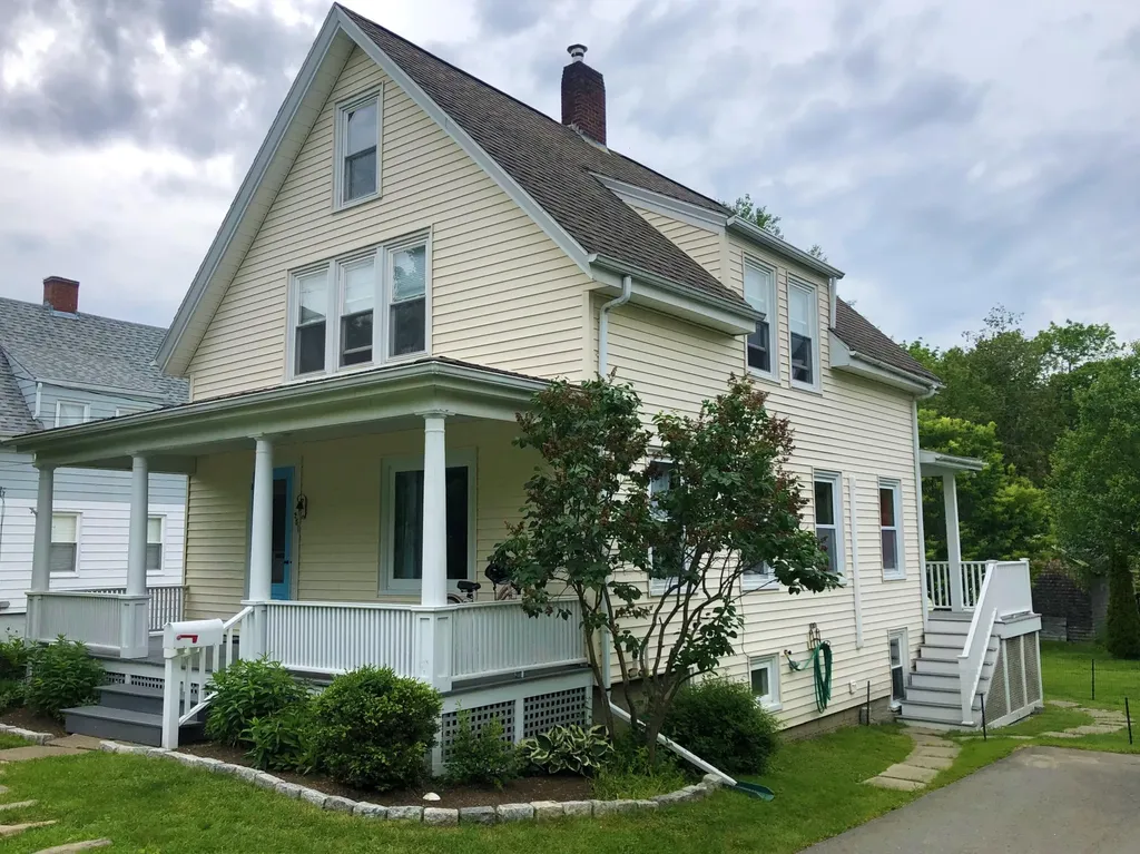 25 Limerock Street Camden ME 04843