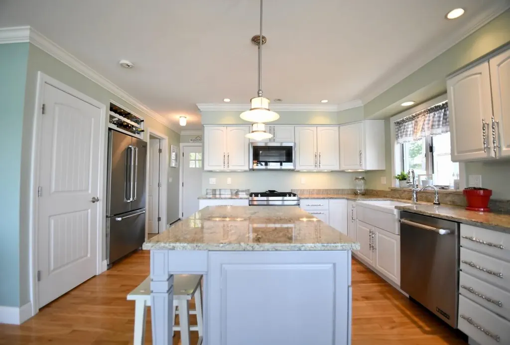 37 Laurel Point Circle Harpswell ME 04079