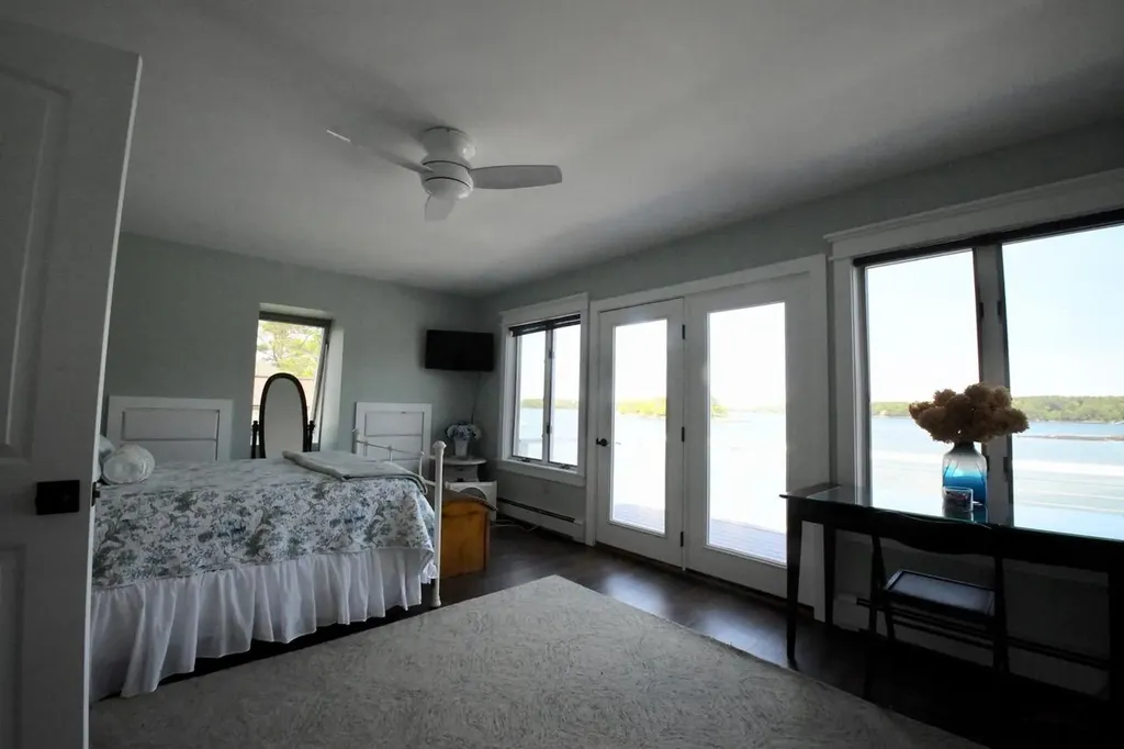37 Laurel Point Circle Harpswell ME 04079