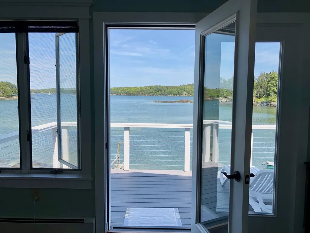 37 Laurel Point Circle Harpswell ME 04079
