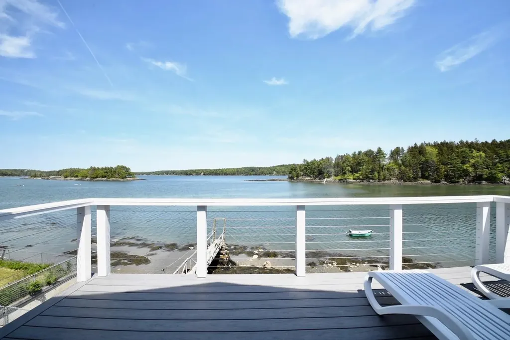 37 Laurel Point Circle Harpswell ME 04079