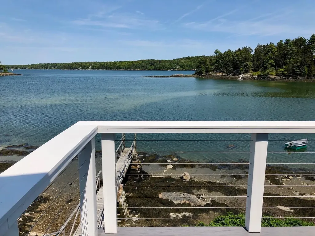 37 Laurel Point Circle Harpswell ME 04079