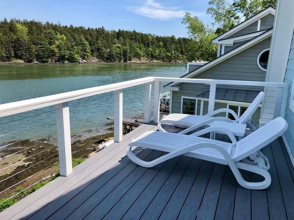 37 Laurel Point Circle Harpswell ME 04079