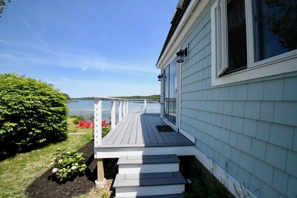 37 Laurel Point Circle Harpswell ME 04079