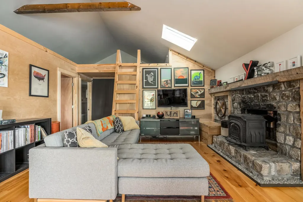 94 Birchwood Road Gray ME 04039