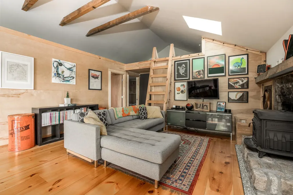 94 Birchwood Road Gray ME 04039