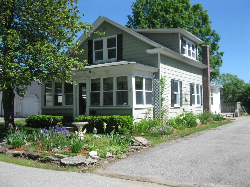 6 Booth Street Sanford ME 04073