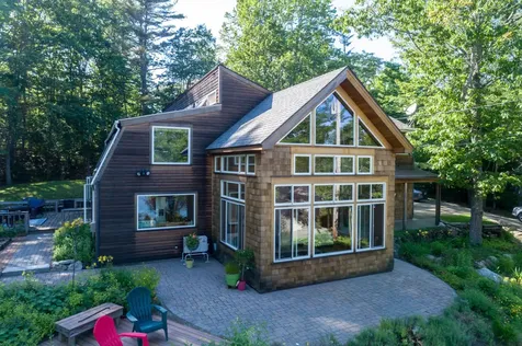 43 Pine Ledge Landing Brunswick ME 04011