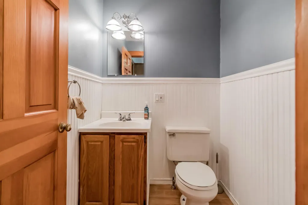351 Beechwood Street Thomaston ME 04861