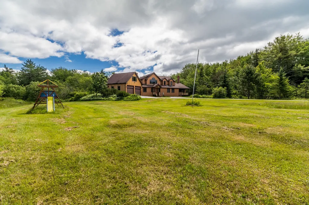 351 Beechwood Street Thomaston ME 04861