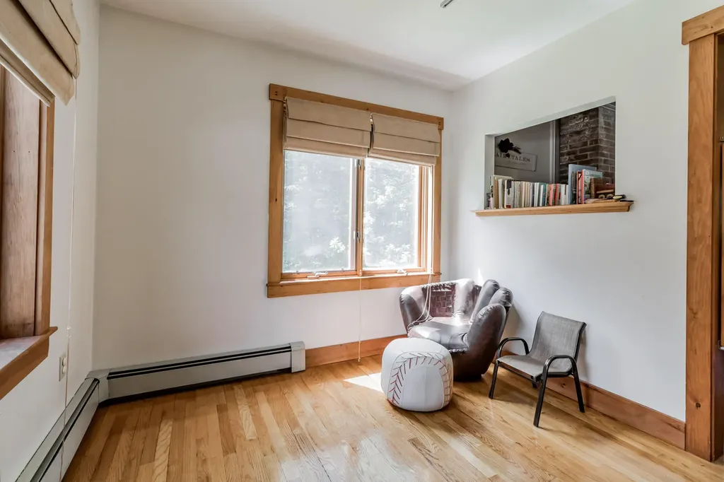 351 Beechwood Street Thomaston ME 04861