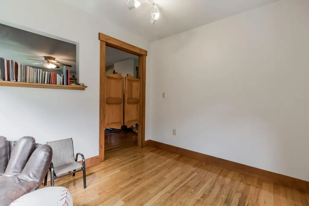 351 Beechwood Street Thomaston ME 04861