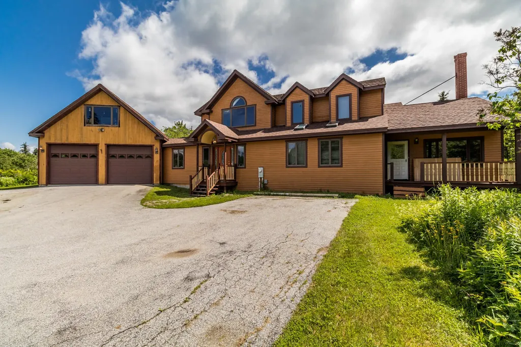 351 Beechwood Street Thomaston ME 04861