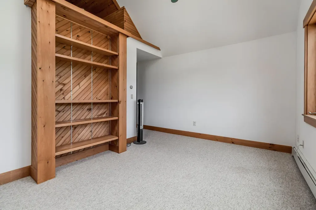 351 Beechwood Street Thomaston ME 04861