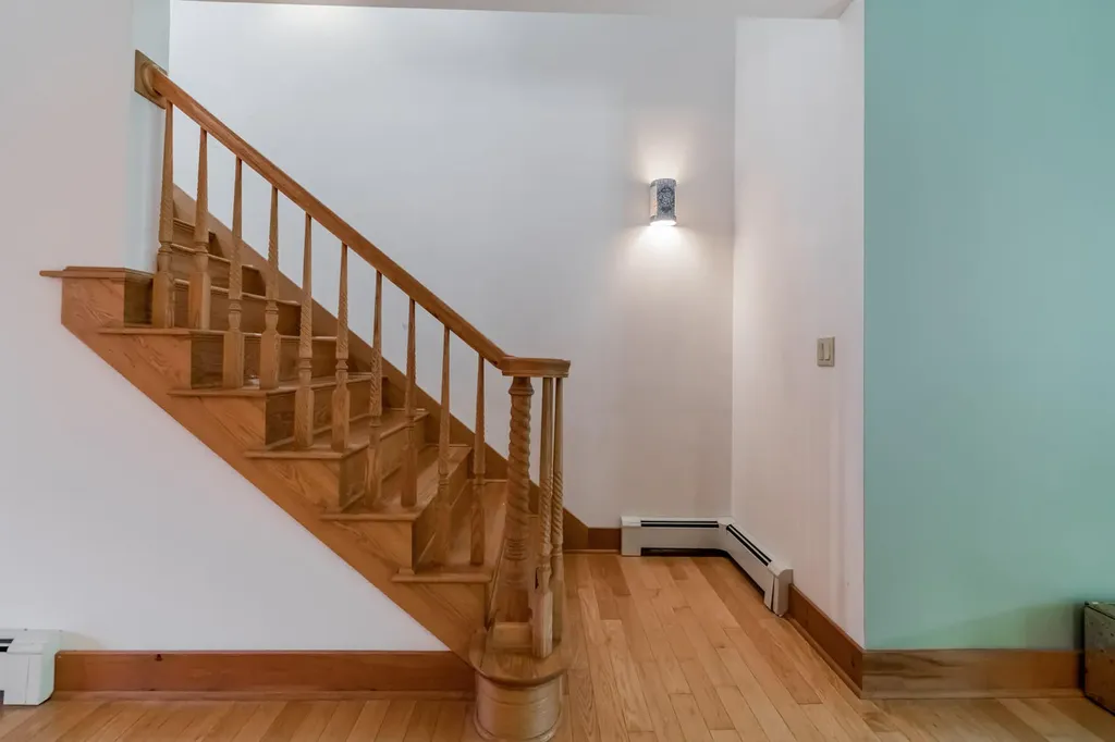 351 Beechwood Street Thomaston ME 04861