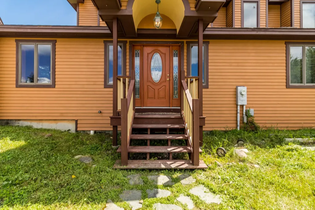351 Beechwood Street Thomaston ME 04861