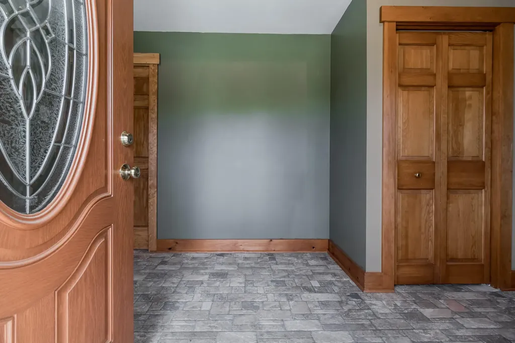 351 Beechwood Street Thomaston ME 04861