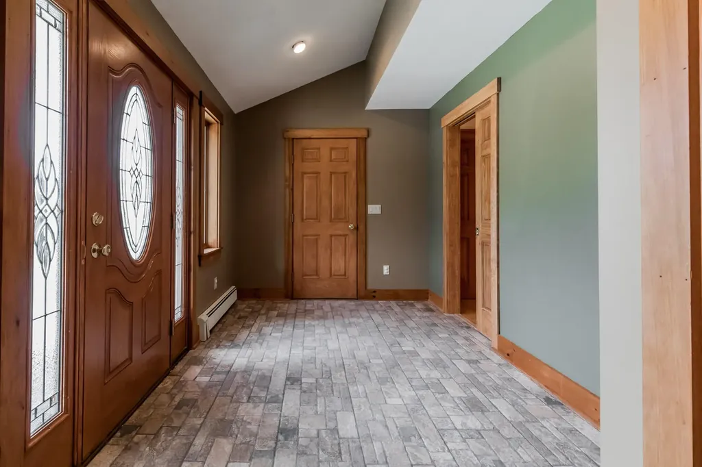 351 Beechwood Street Thomaston ME 04861