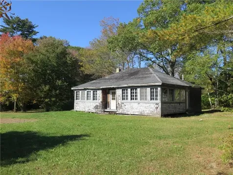 1803 Atlantic Highway Warren ME 04864