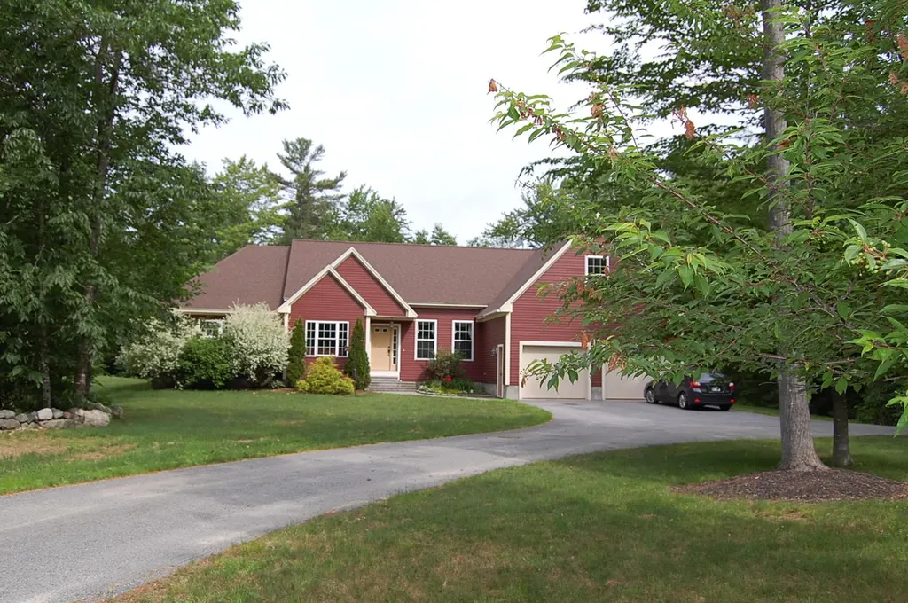 49 Lindsey Drive Standish ME 04084