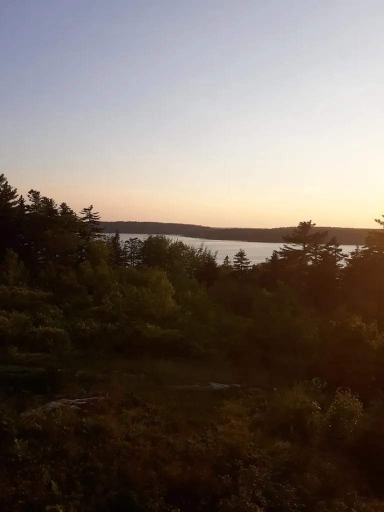 9/11 Westwind Drive Boothbay ME 04544