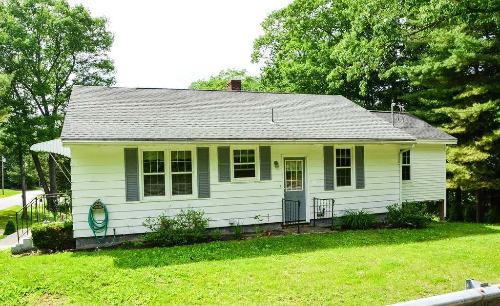 1 Beech Street Farmingdale ME 04344