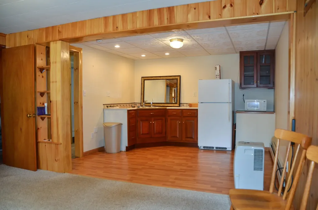 1 Beech Street Farmingdale ME 04344