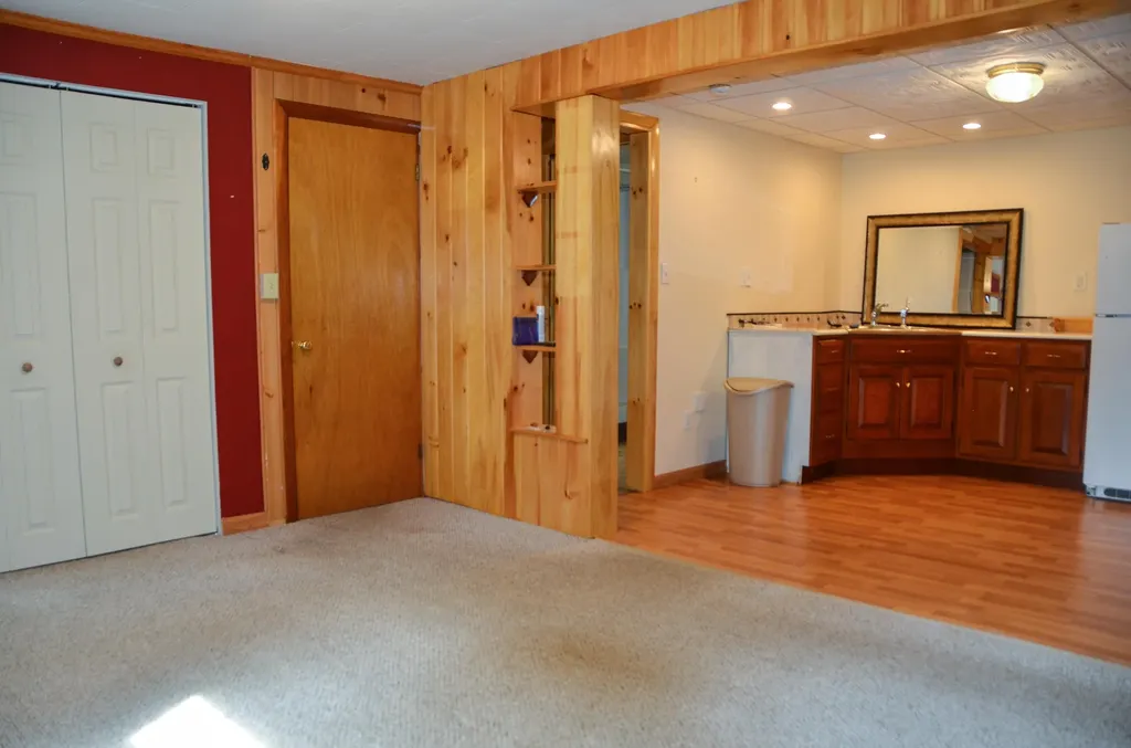 1 Beech Street Farmingdale ME 04344
