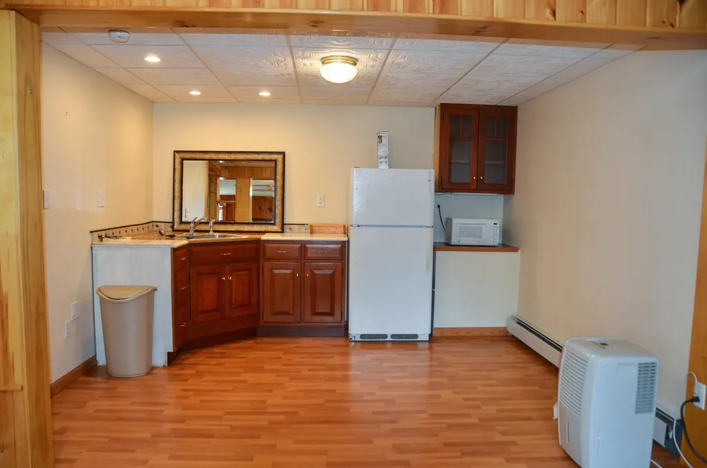 1 Beech Street Farmingdale ME 04344